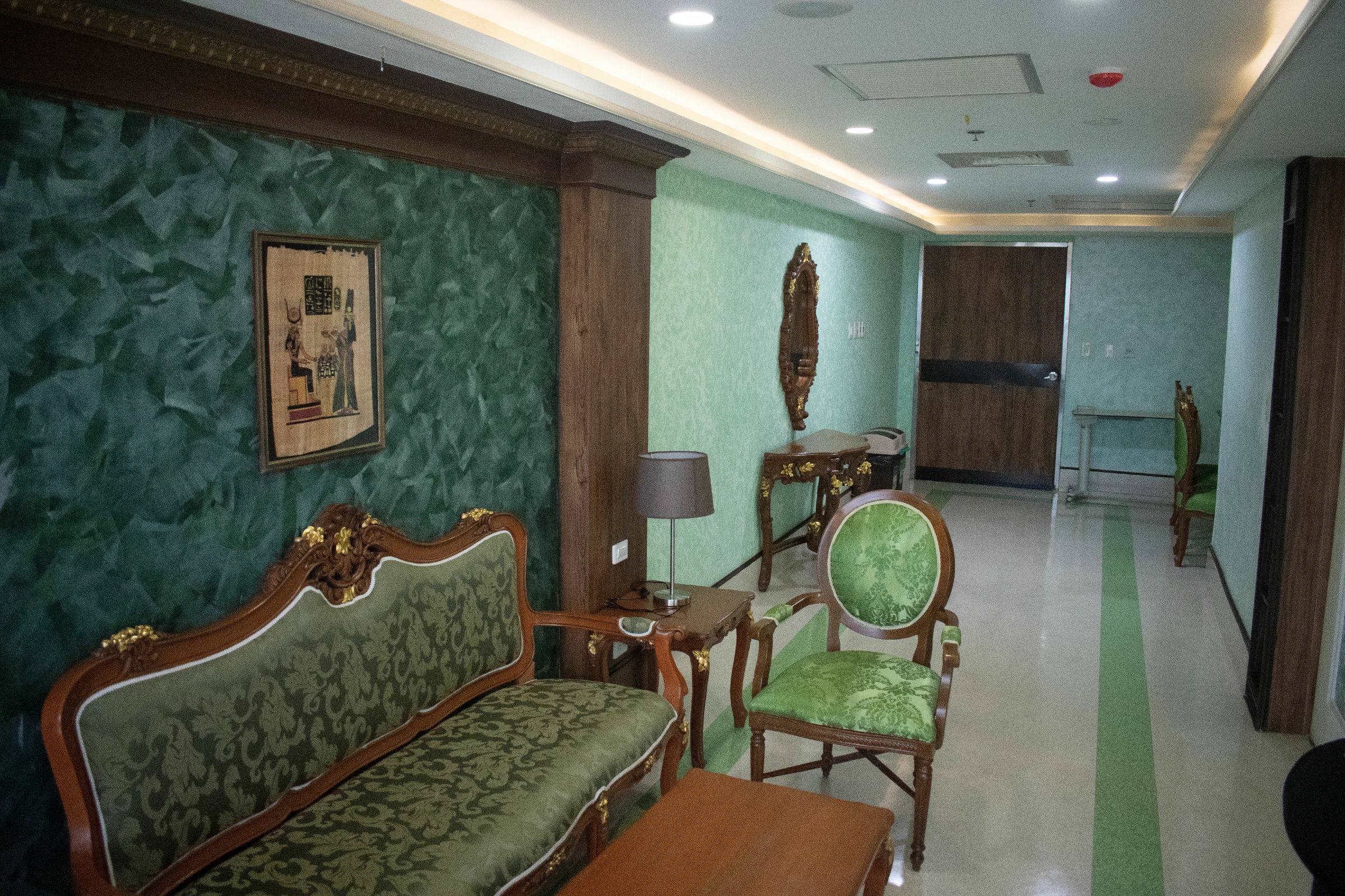 Presidential Room (4) copy [Max Width 2400 Max Height 1800]